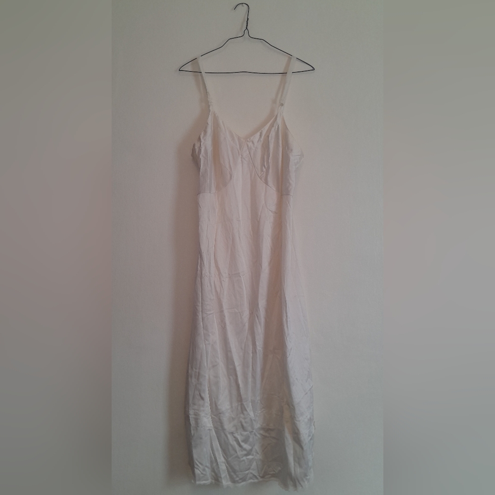 Medium White Full Slip